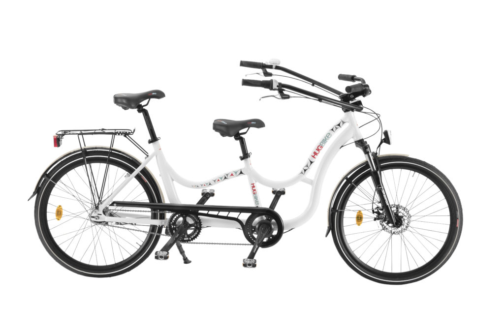 hugbike le speciali bici per abbracciare mentre si pedale